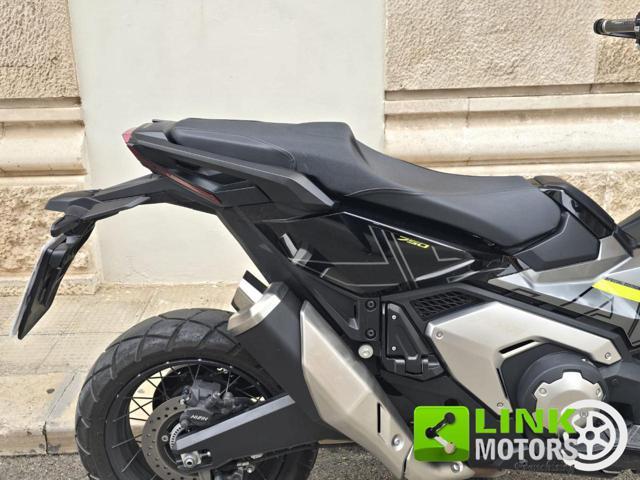 HONDA X-ADV 750 *? 148,00 al mese*