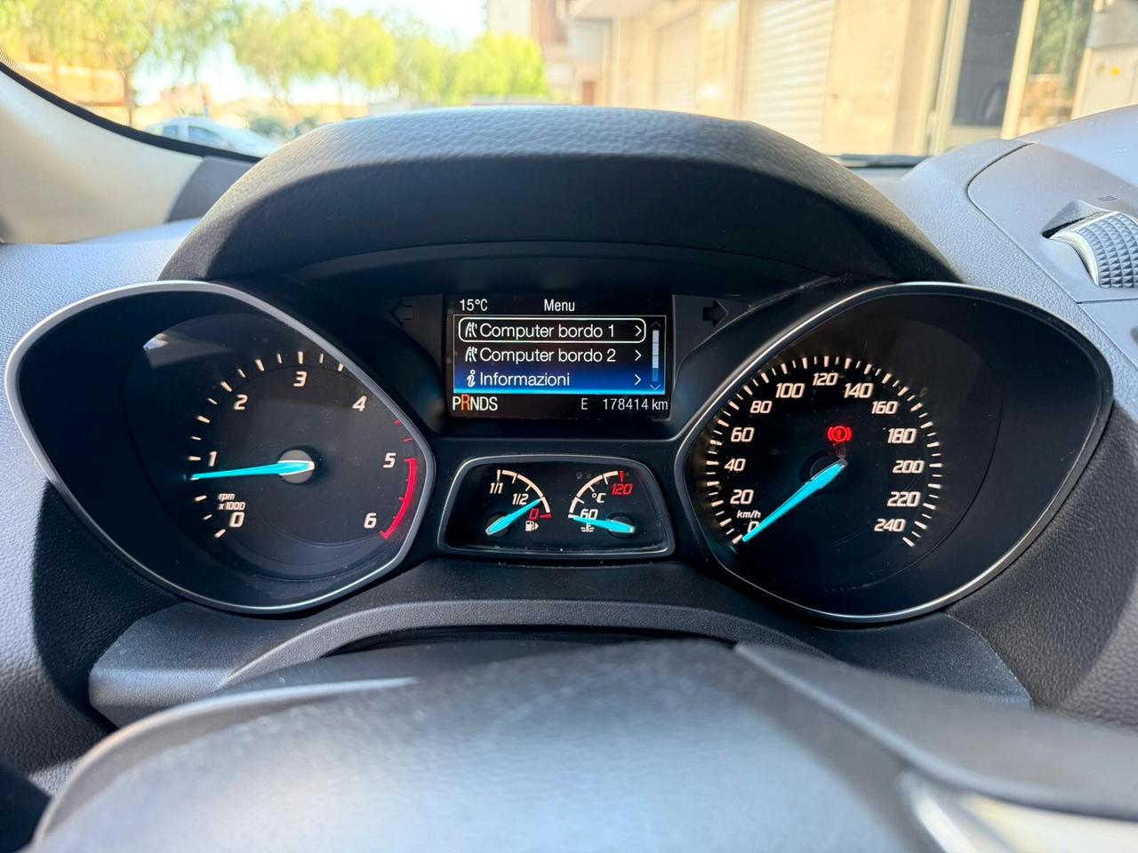 Ford Kuga 2.0 TDCI 150 CV S&S 4WD Powershift Titanium X