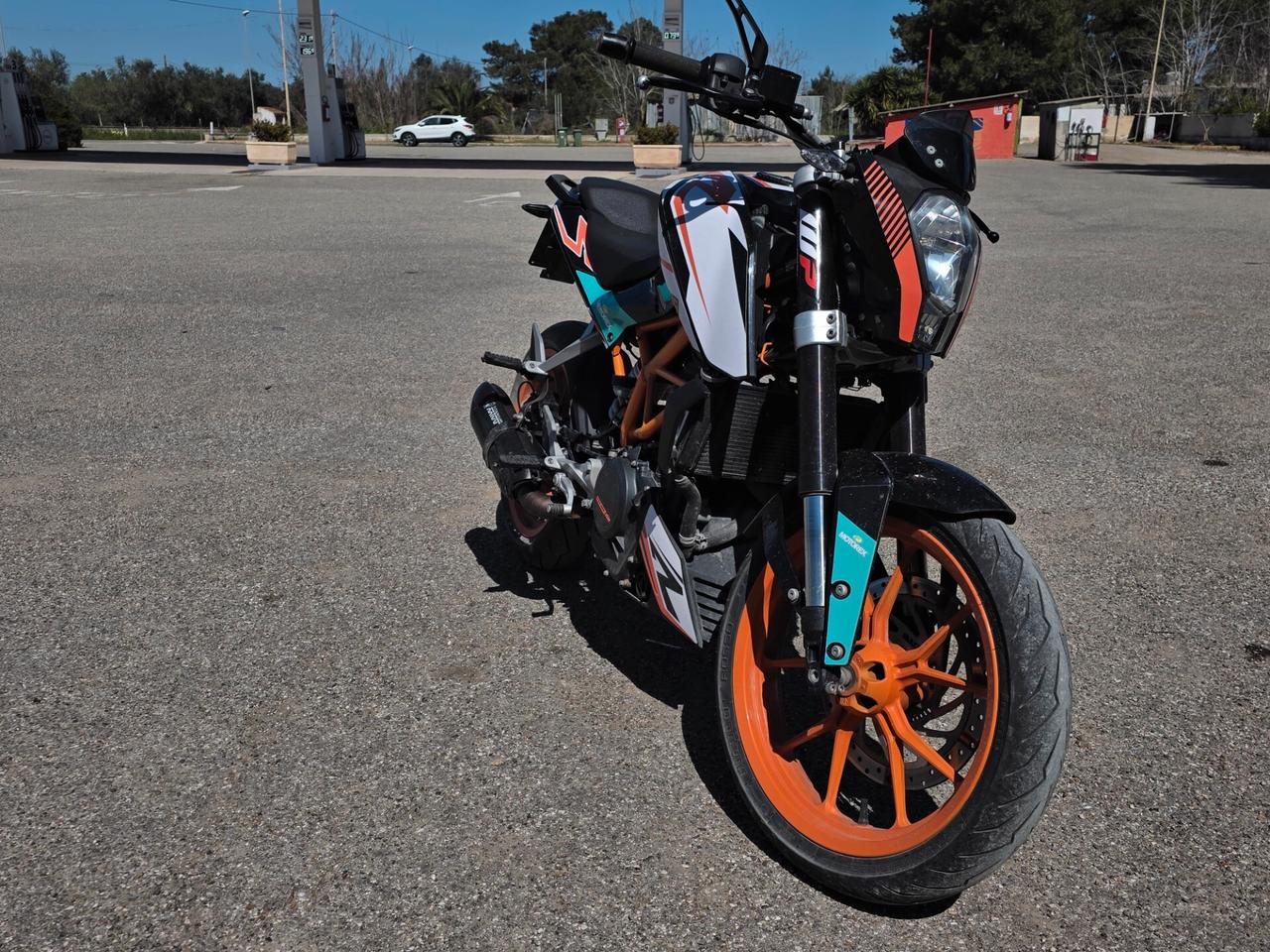 Ktm 390 Duke racing