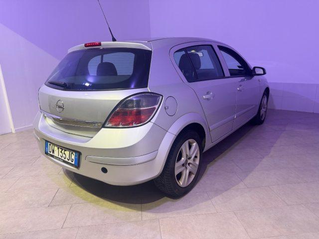 OPEL Astra 1.6 16V VVT 5 porte Cosmo