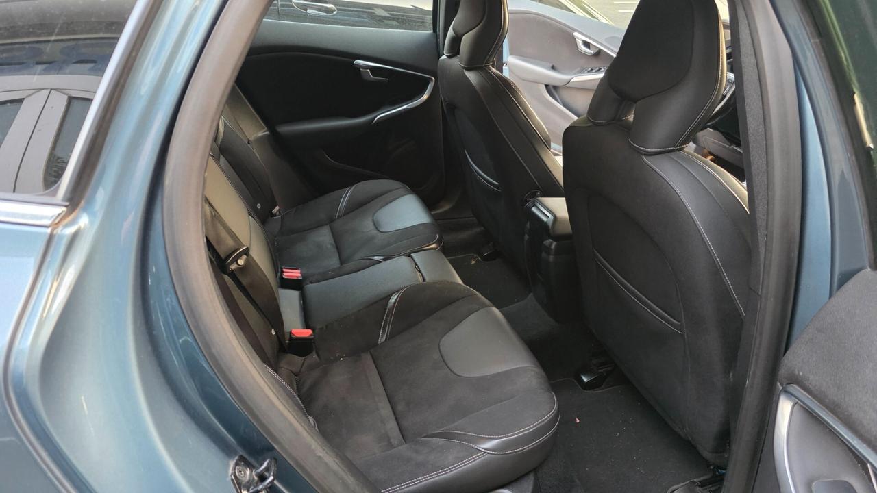 Volvo V40 D3 Momentum