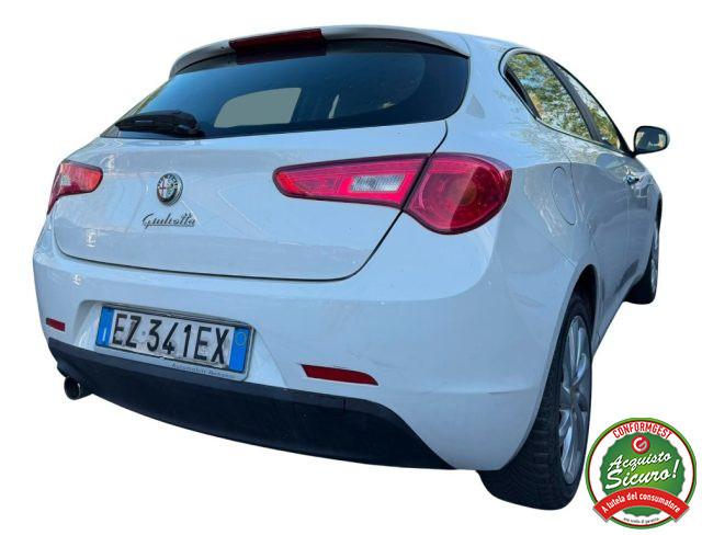ALFA ROMEO Giulietta 1.6 JTDm-2 105 CV Distinctive