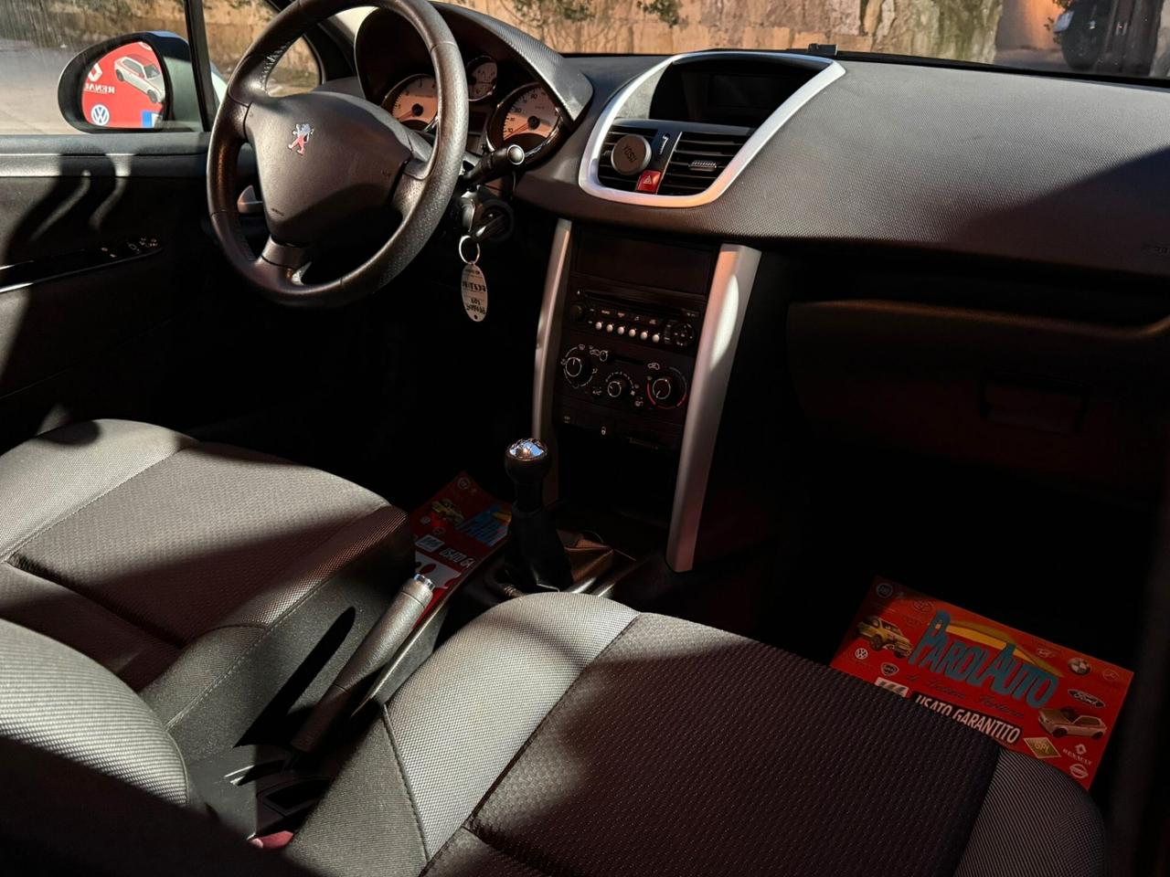 Peugeot 207 1.4 95cv Active - 2011