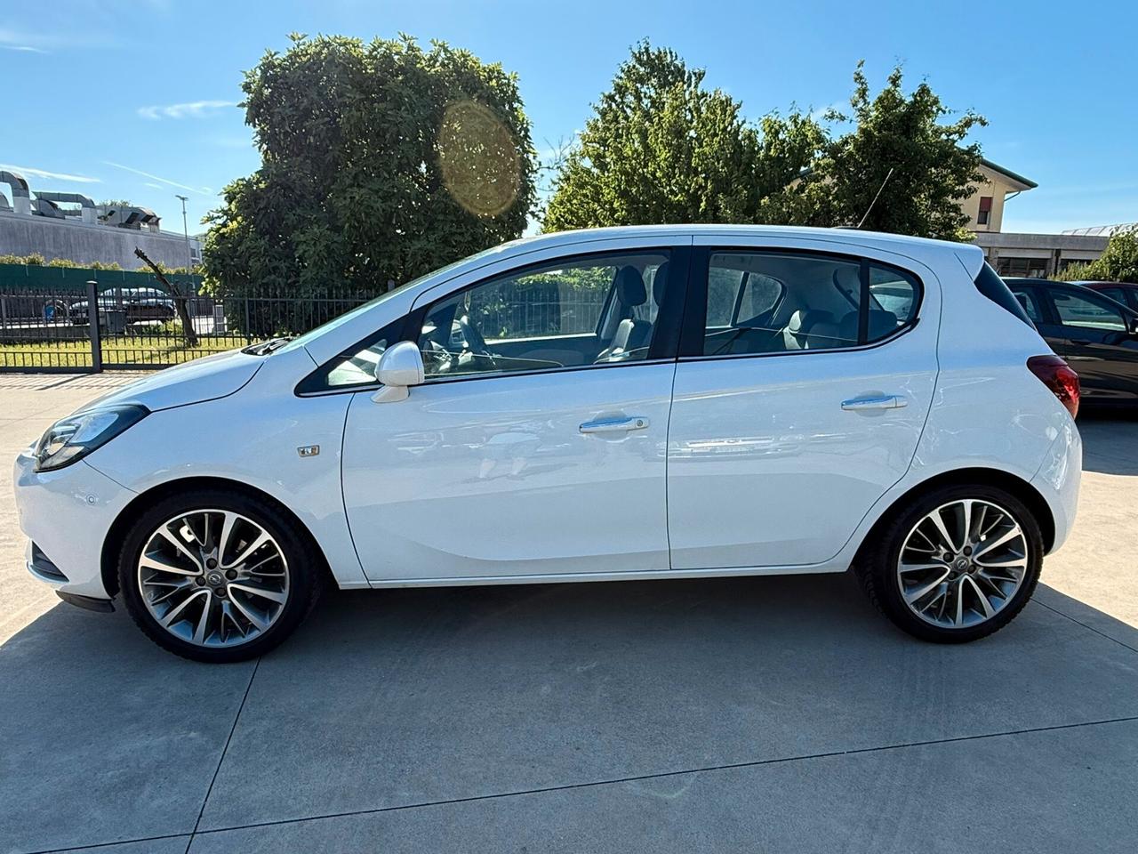 Opel Corsa Corsa V 2015 5p 1.4 Cosmo 90cv