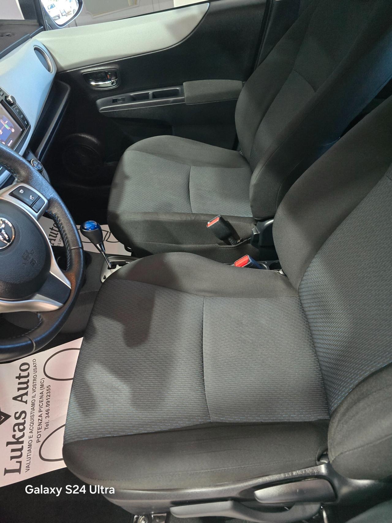 Toyota Yaris 1.5 Hybrid 5 porte Lounge
