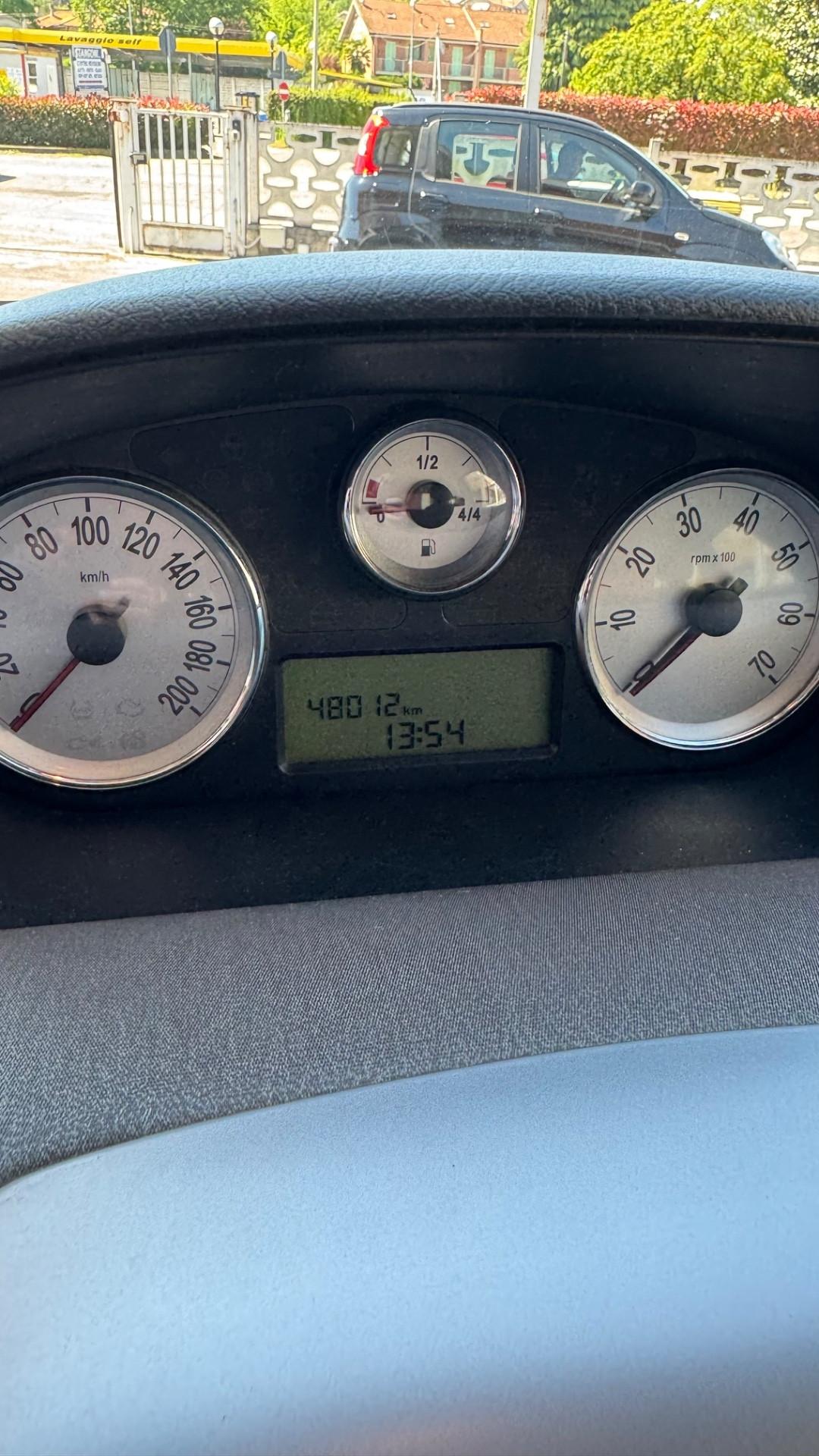 Lancia Ypsilon 1.2 Argento
