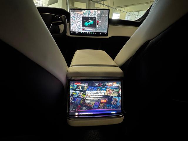 TESLA Model S LONG RANGE#C.LEGA21#VOLANTEYOKE#OPTICWHITE