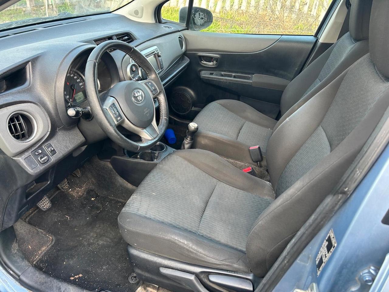 Toyota Yaris 1.0 5 porte Lounge
