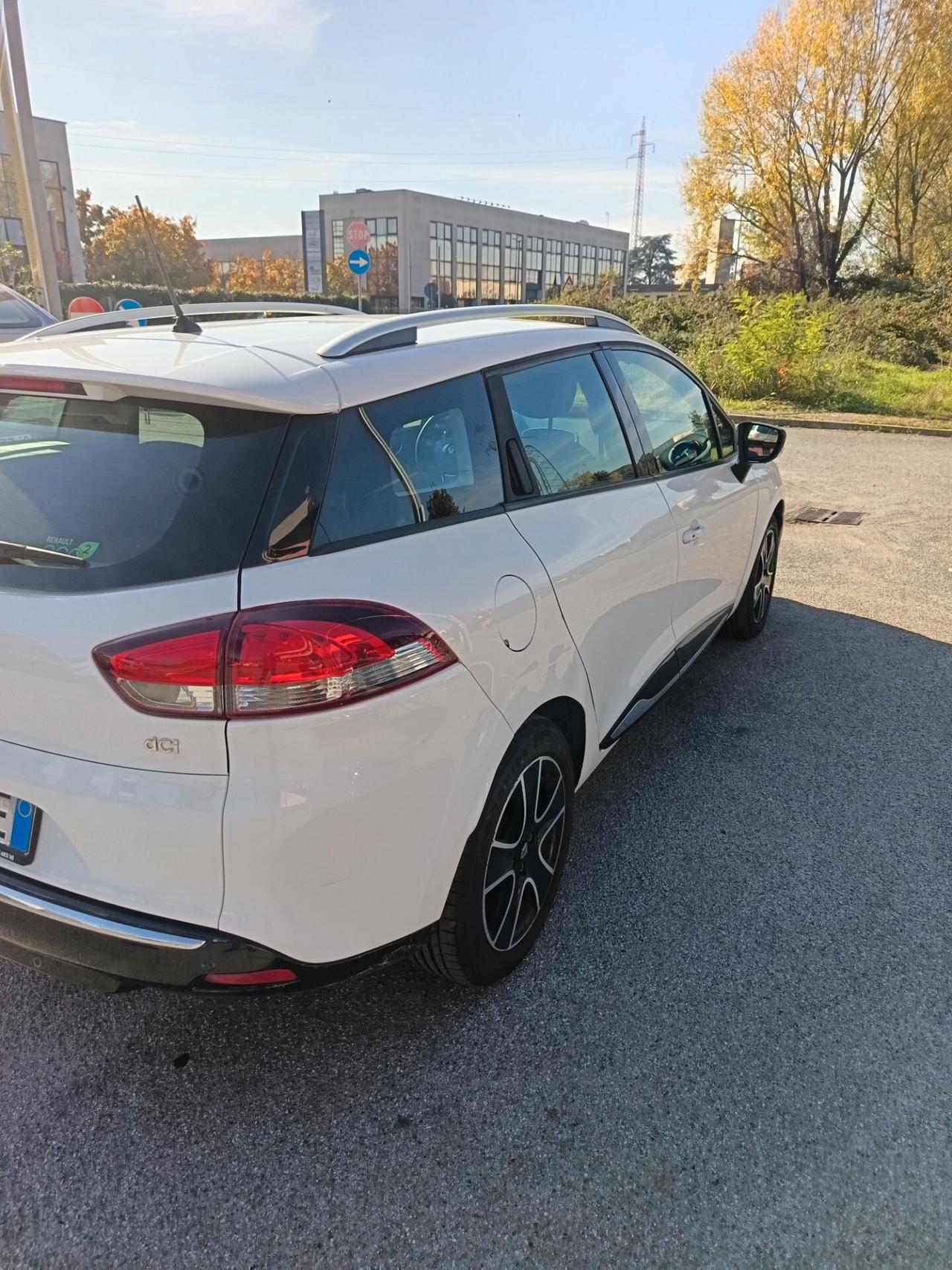 Renault Clio Sporter 1.5 dCi 8V 75CV Live