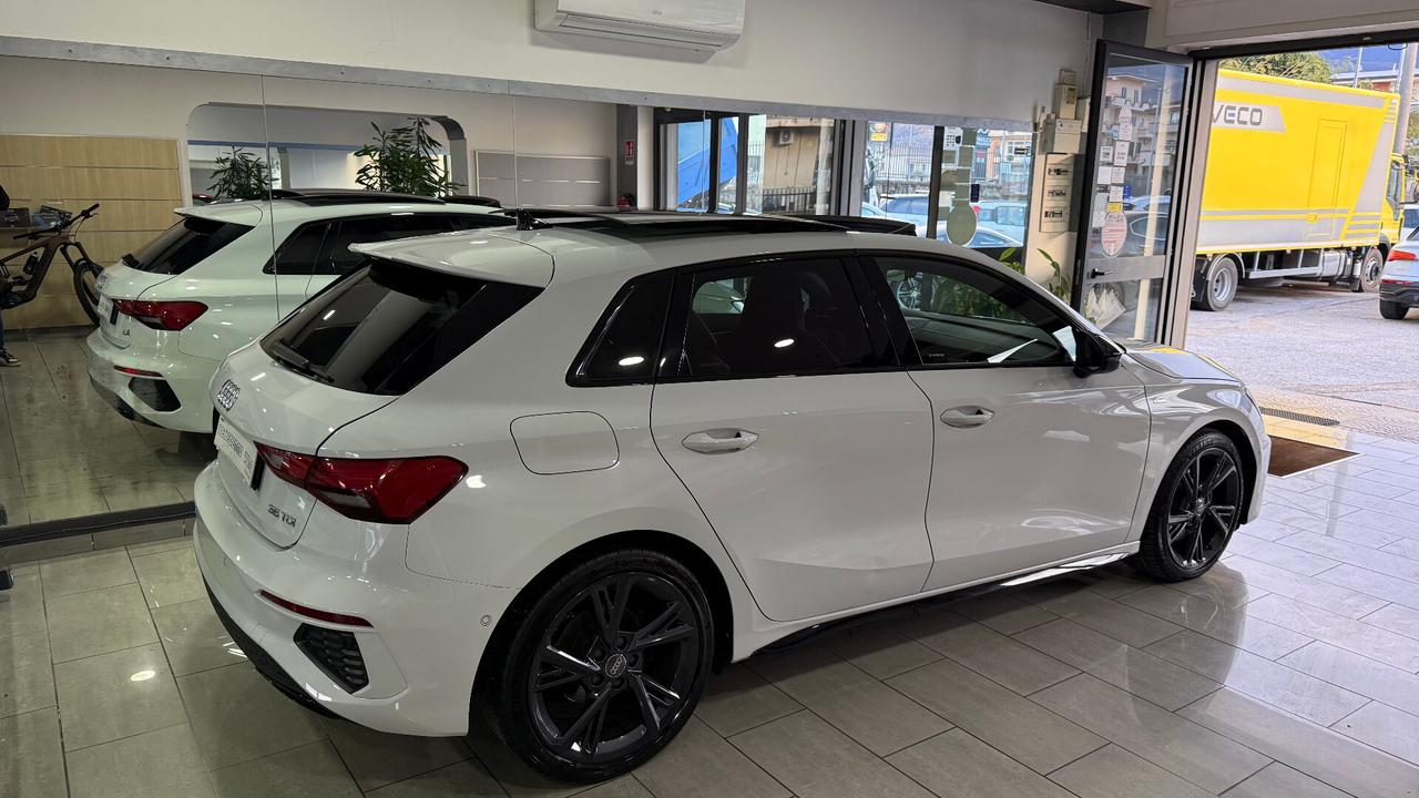 AUDI A3 SPORTBACK S LINE TETTO APRIBILE