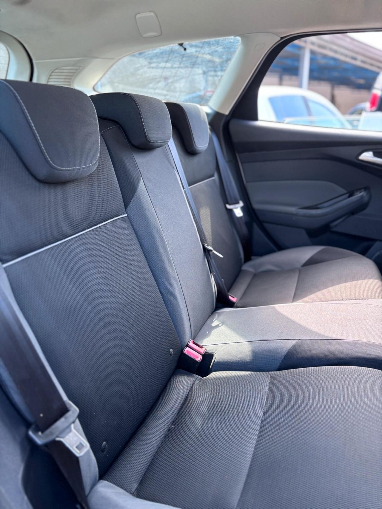 Ford Focus 1.6 115CV-2012