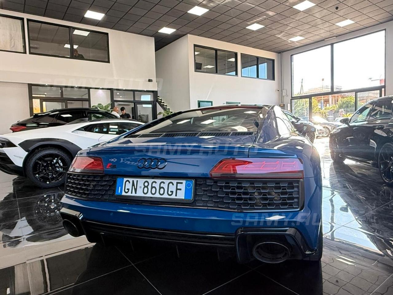 Audi R8 Coupé V10 quattro S tronic performance