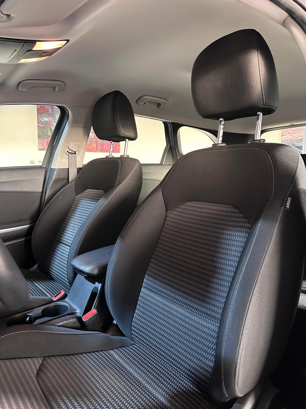 Kia Ceed 1.6 CRDi 136 CV MHEV DCT SW Business