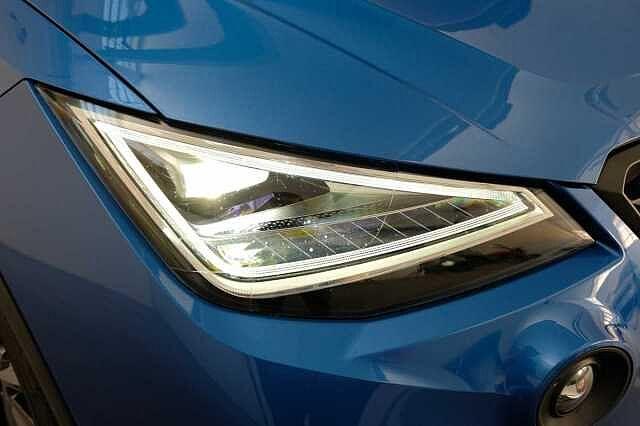 SEAT Arona 1.0 TSI 95cv Black Edition