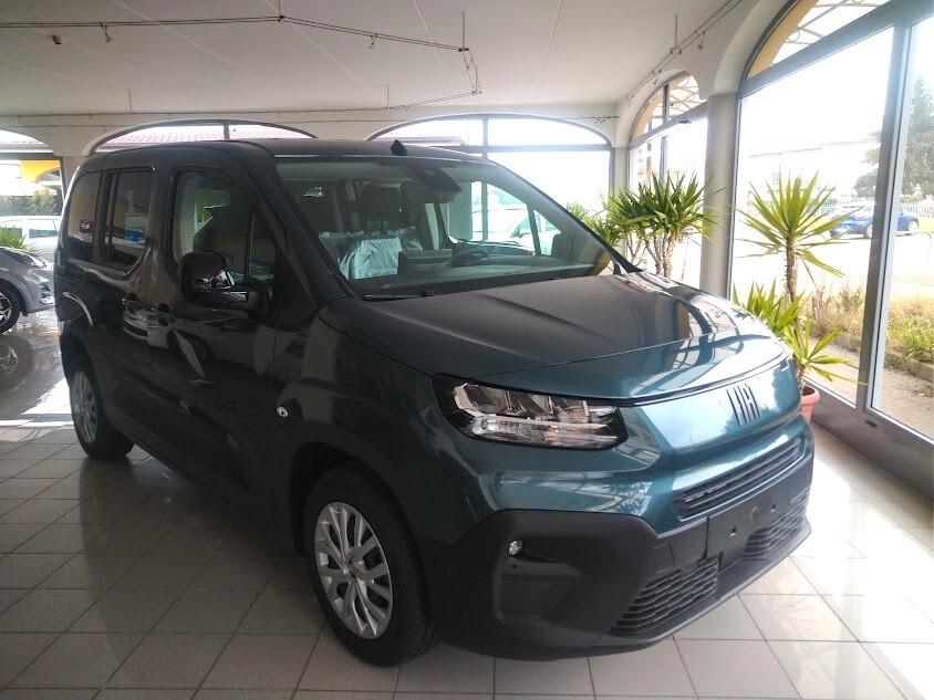 Fiat Doblo DOBLO' 4° serie COMBI 1.5 BlueHdi 100CV MT6 mod. Lounge *SENZA VINCOLO DI FINANZIAMENTO*