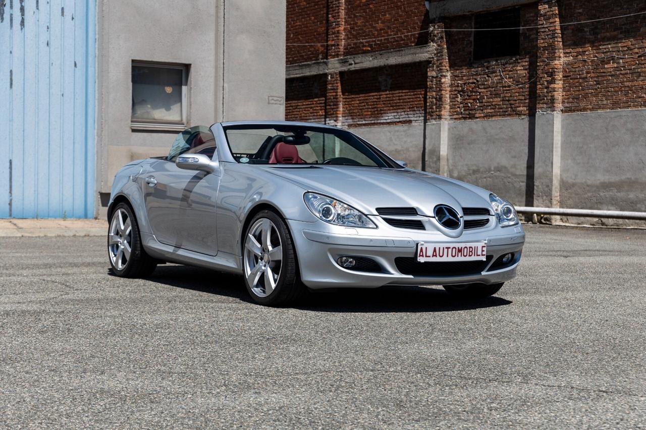 Mercedes-benz SLK 7G-Tronic V6* Pelle rossa* Airscarf* Xenon* CRS a Libretto