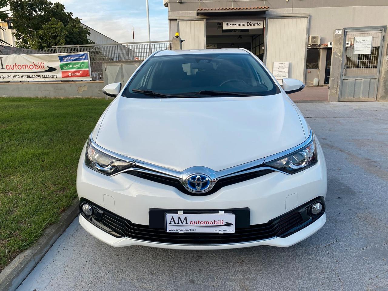 Toyota Auris 1.8 Hybrid Lounge *45.700 km