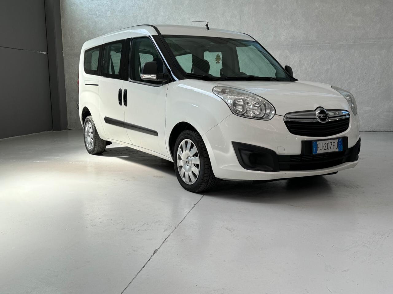 Opel Combo 1.6 CDTI Maxi Neopatentati