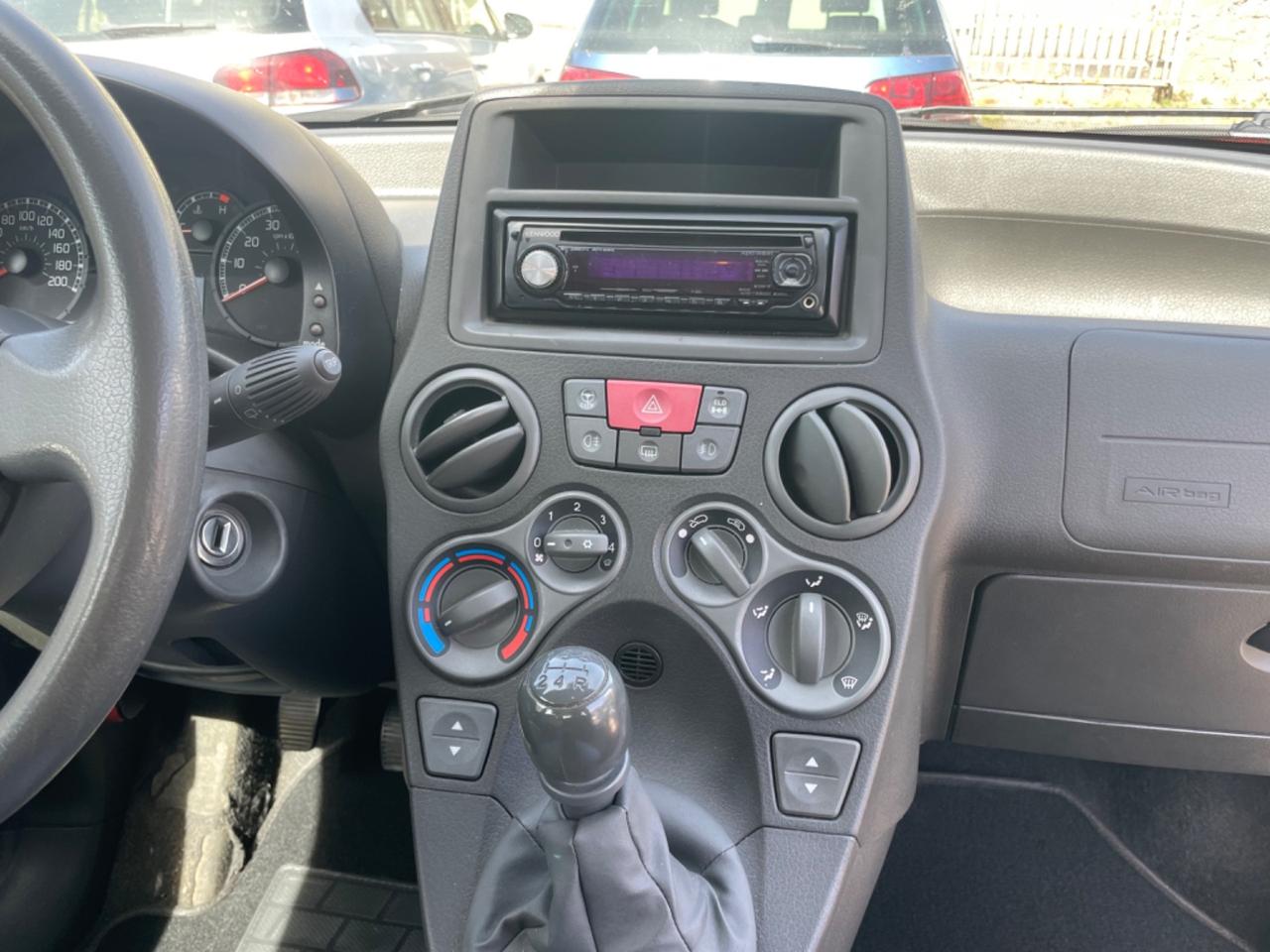 Fiat Panda 1.3 MJT 16V 4x4 con tasto ELD differenzi garanzia 12