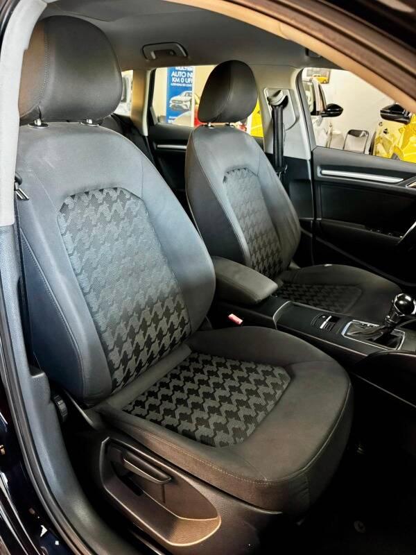 Audi A3 1.8 tfsi Attraction s-tronic E6