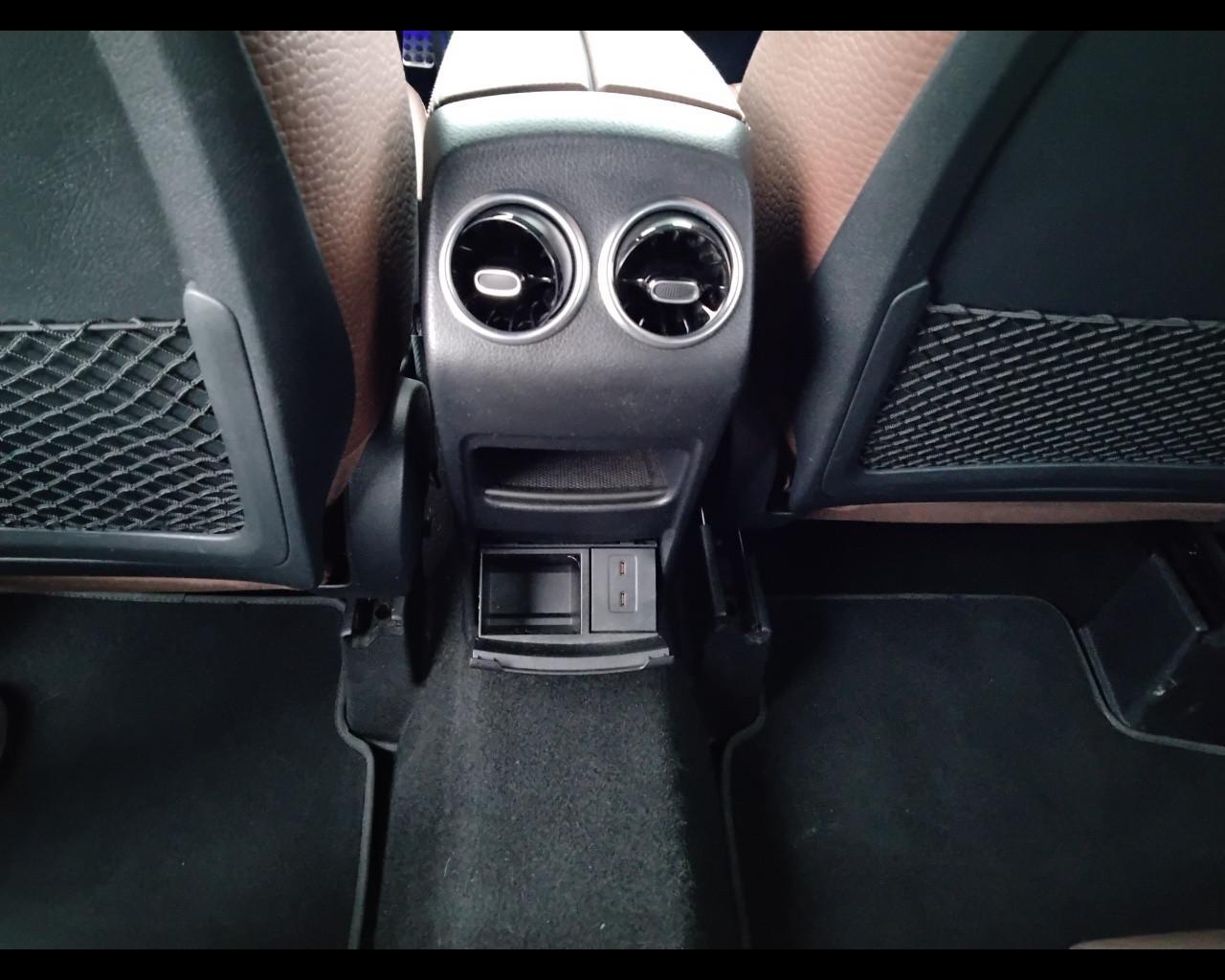 Mercedes-Benz GLA-H247 2020 - GLA 200 d Premium auto