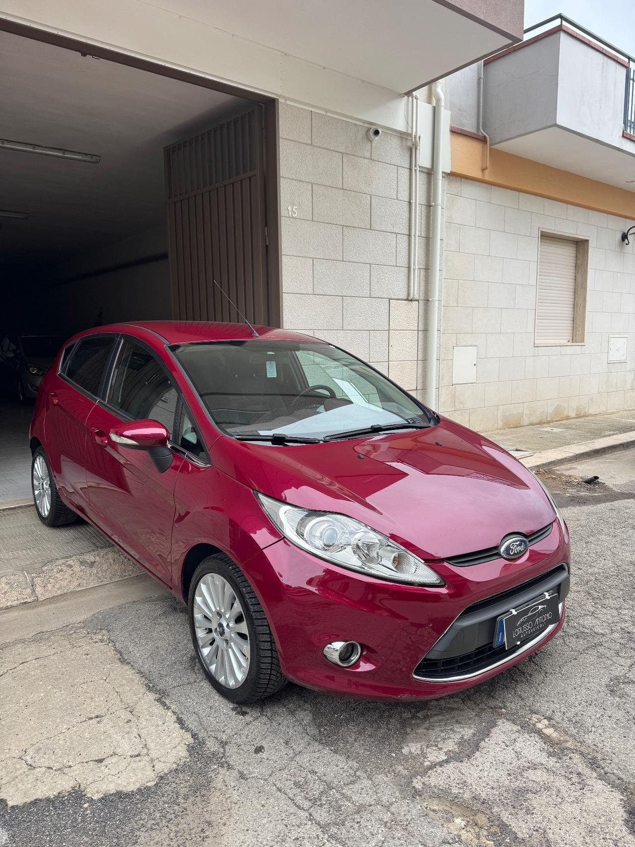 Ford Fiesta 1.4 TDCi 5p. Titanium