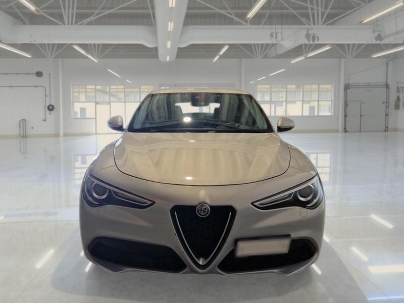 ALFA ROMEO STELVIO 2.2 TURBO DIESEL 190 CV BUSINESS AT8 Q4 SUV