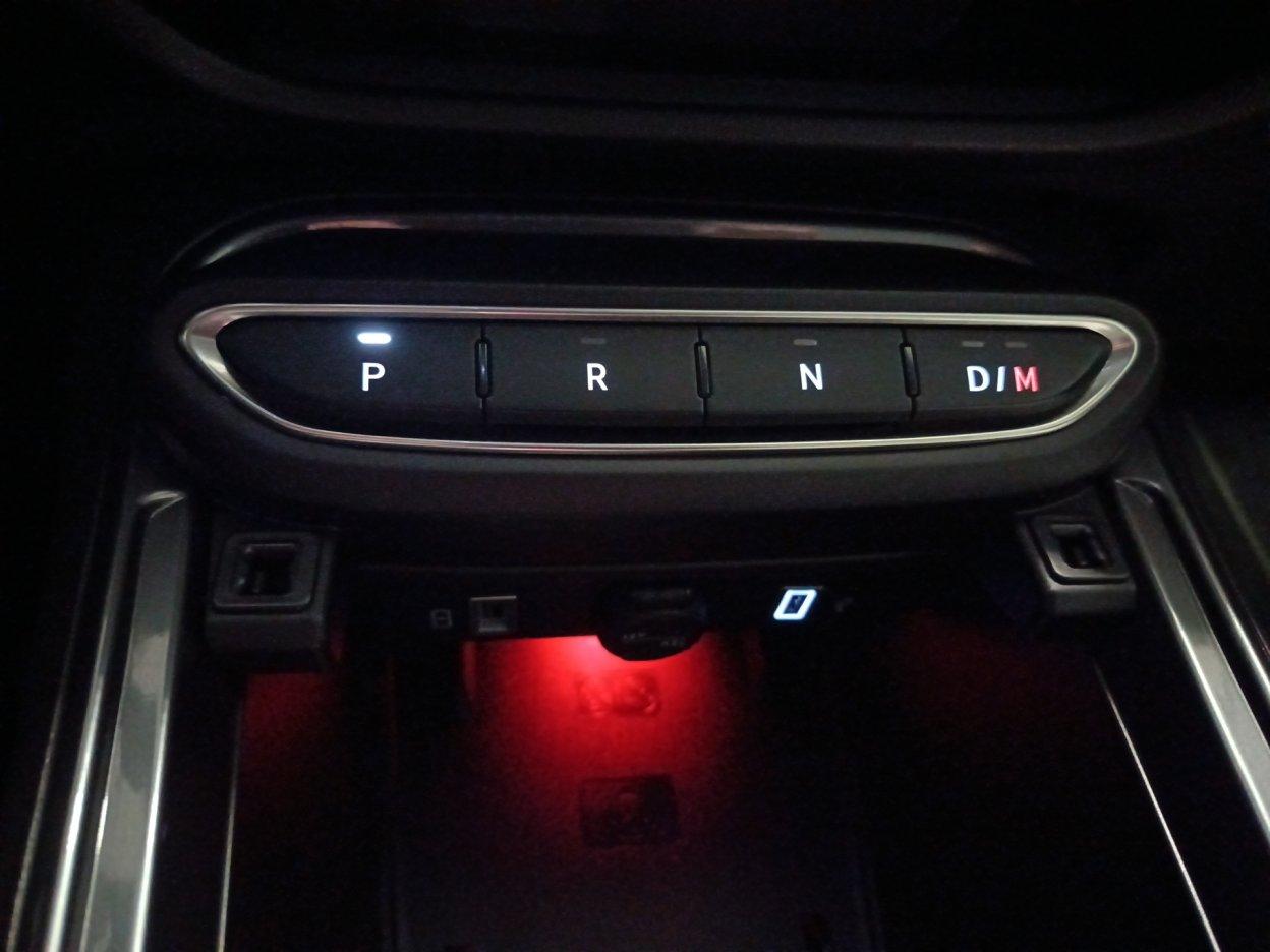 FIAT 600 (2023-->) - 600 Hybrid 110 CV DCT MHEV La Prima