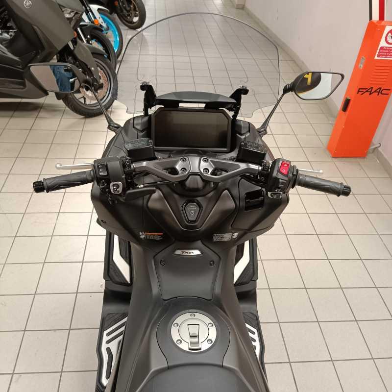 Yamaha T-Max 560 - 2024