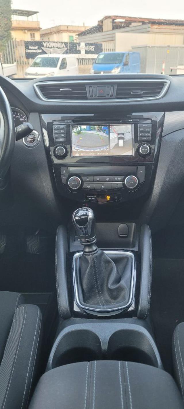 NISSAN Qashqai 1.2 DIG-T N-Connecta