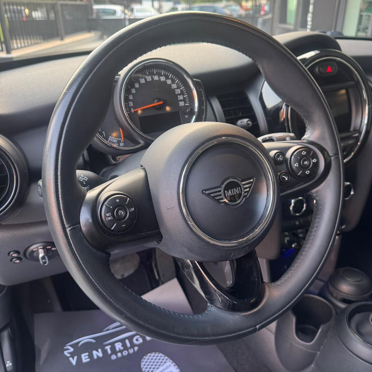 Mini 1.5 One 39000KM
