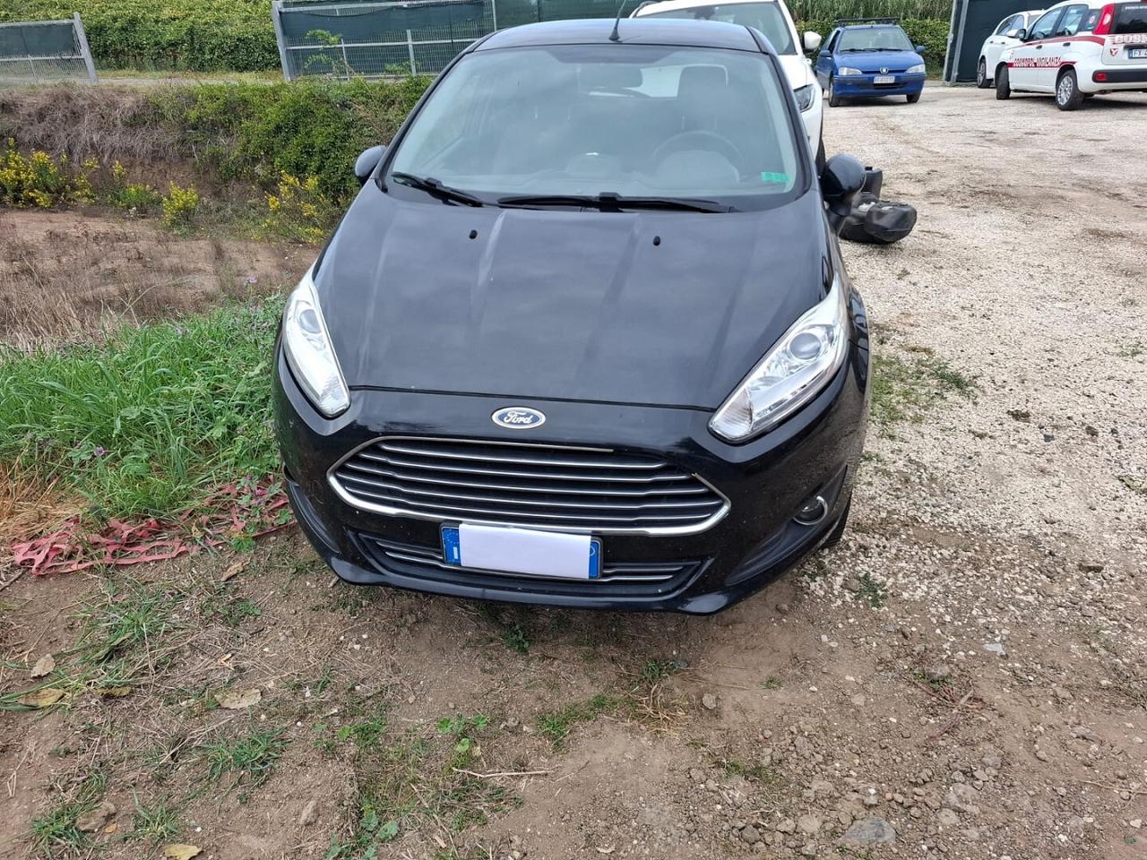 FORD FIESTA EURO6 GPL 2016 MOTORE DA RIVEDERE