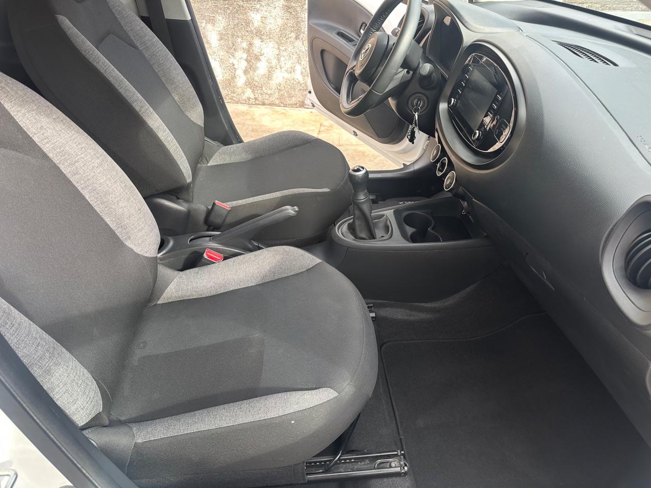 Toyota Aygo X 1.0 VVT-i 72 CV 5 porte Active