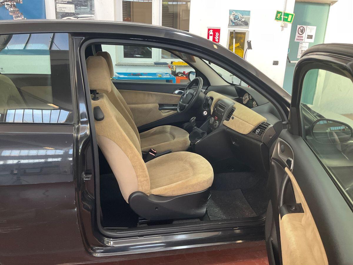 Lancia Ypsilon 1.2 Argento