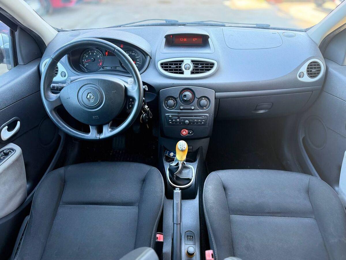 Renault Clio 1.2 16v Live! 5p