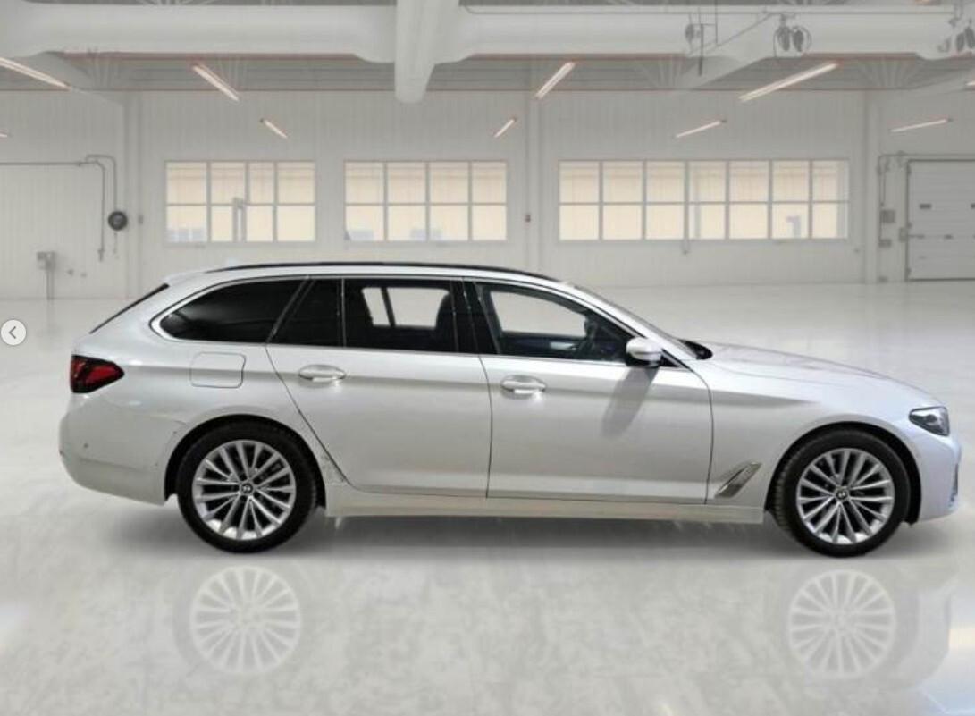 Bmw 520d xDrive Luxury auto 48v touring