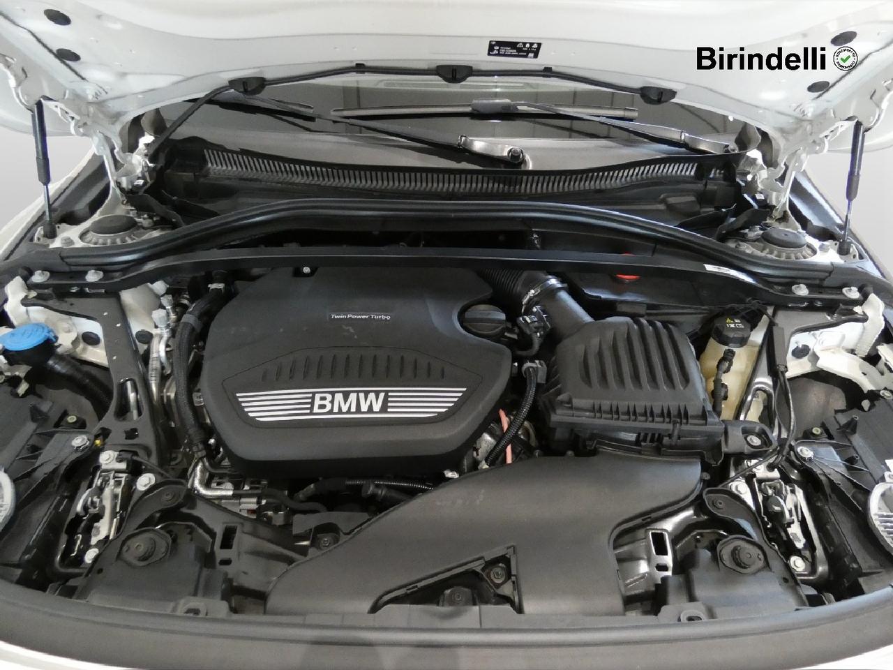 BMW Serie 1 (F40) - 118d 5p. Msport