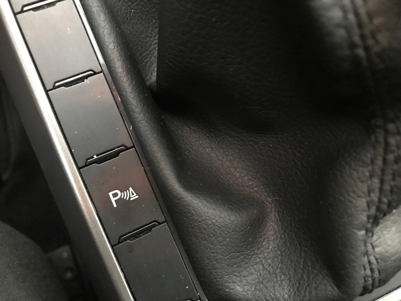 Volkswagen Polo 5p 1.0 evo Comfortline 80cv pdc navi tagliandata