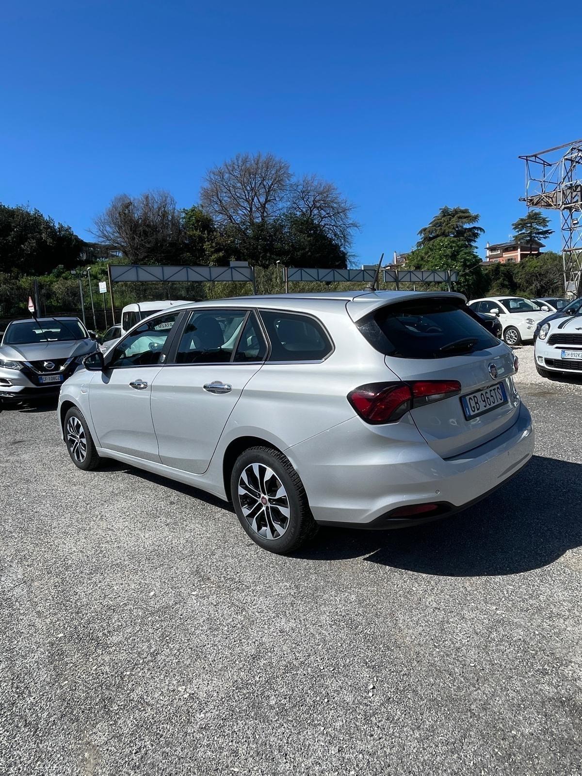 Fiat Tipo 1.6 Mjt SW S-Design LOUNGE CAMERA APPLE CAR PLAY FUL LED MULTIF. PDC CLIMA TRONIC