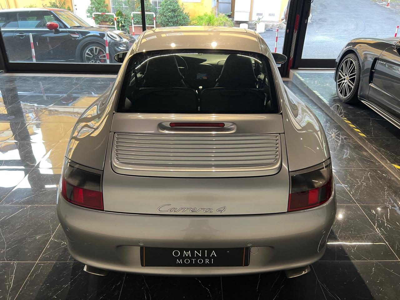 Porsche 911 Carrera 4 Coupé