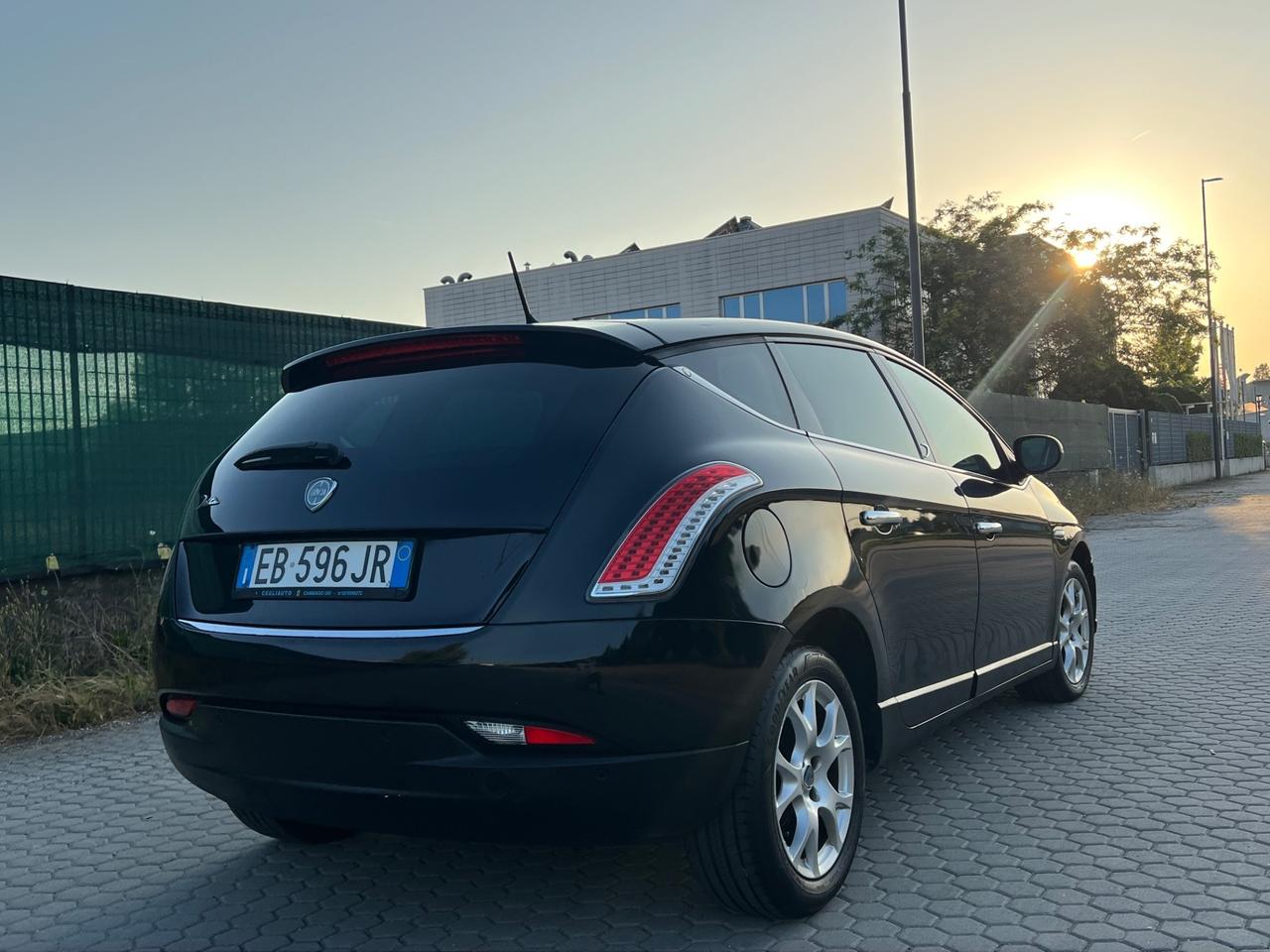 Lancia Delta 1.6 MJT DPF Argento