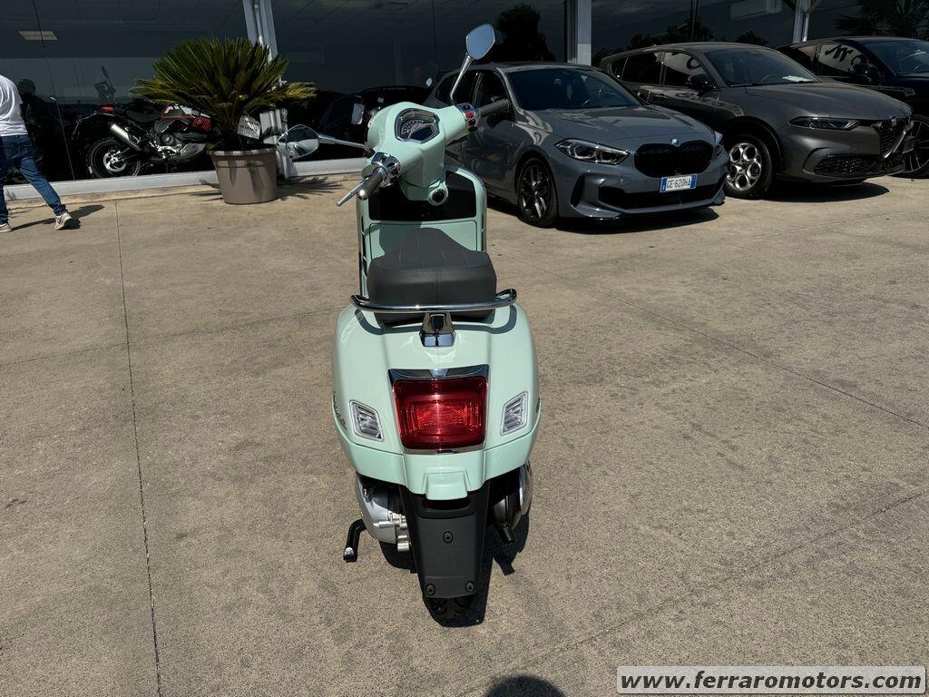 PIAGGIO VESPA GTS 300 NUOVA PRONTA CONSEGNA