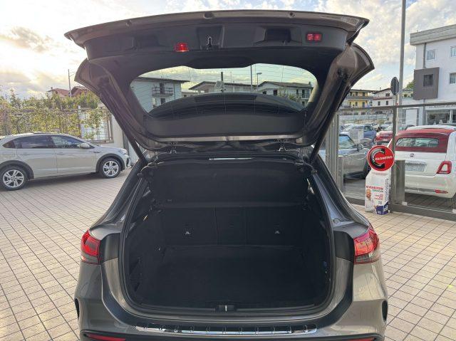 MERCEDES-BENZ GLA 220 d Premium auto