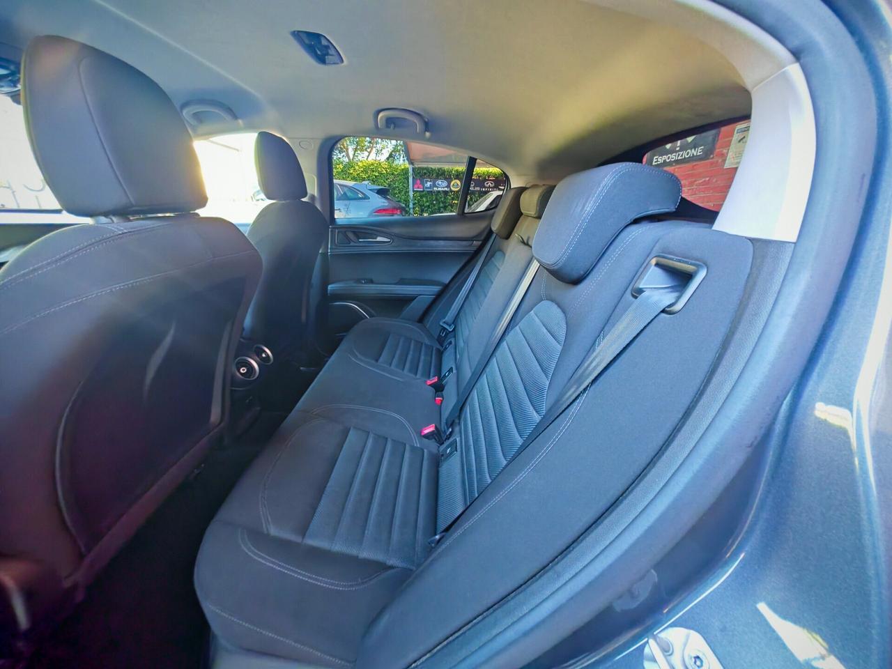 Alfa Romeo Stelvio 2.2 Turbodiesel 160 CV AT8 RWD Business