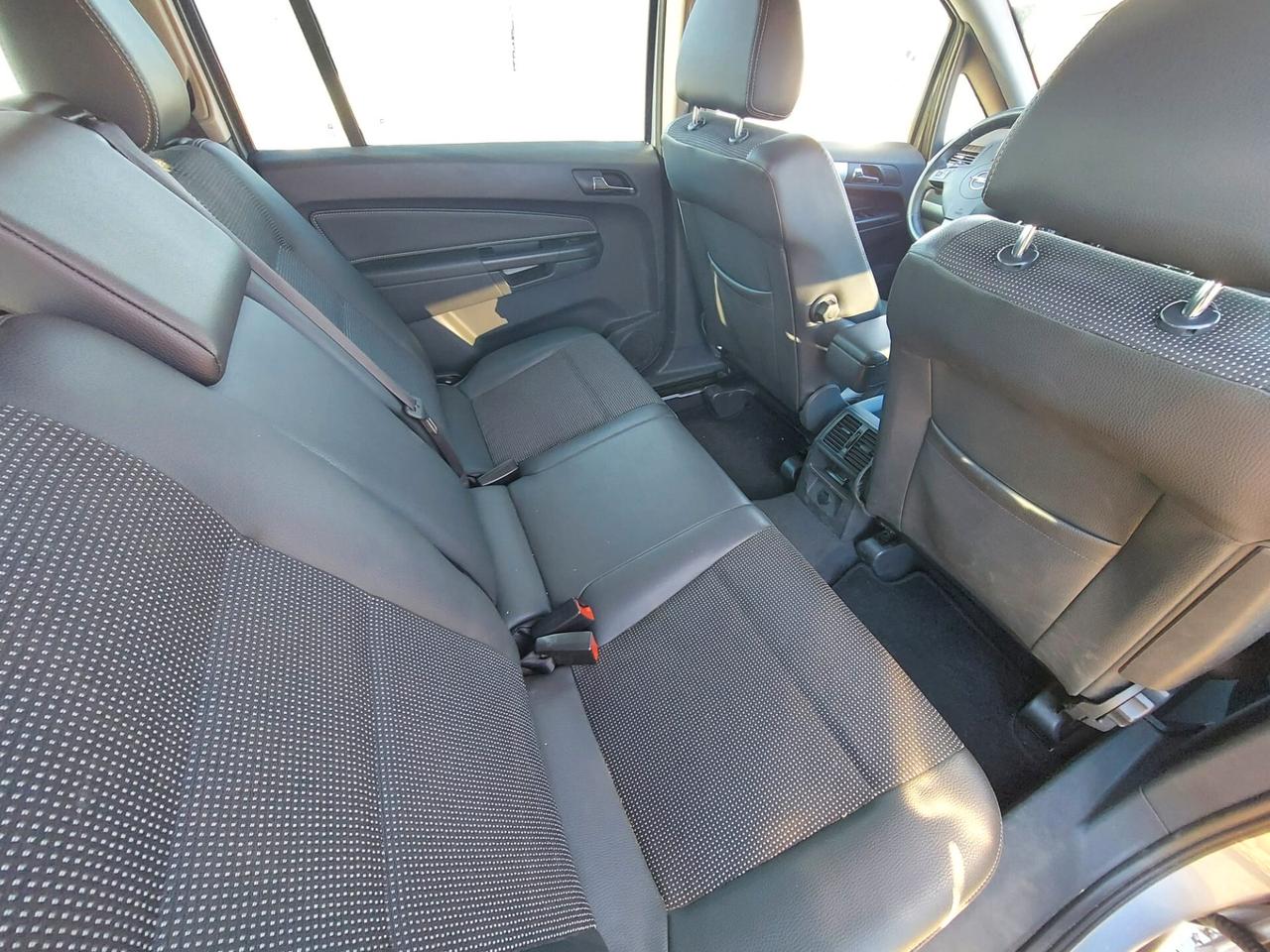 Opel Zafira 1.6 Benzina Cosmo 115cv 7 posti Garanzia 12 mesi