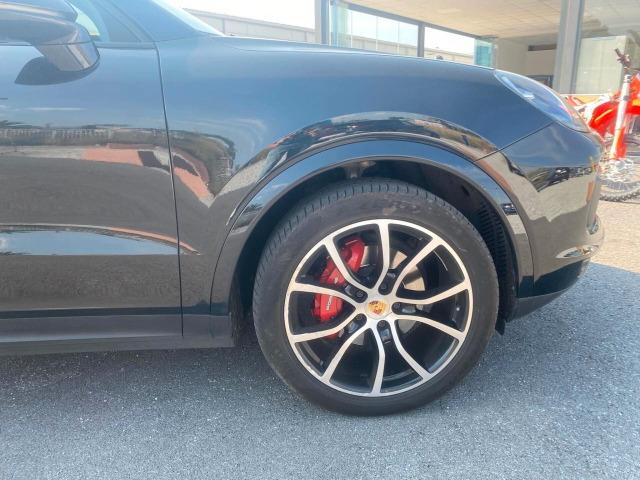 Porsche Cayenne S 3.0 V6 340 cv tip tronic