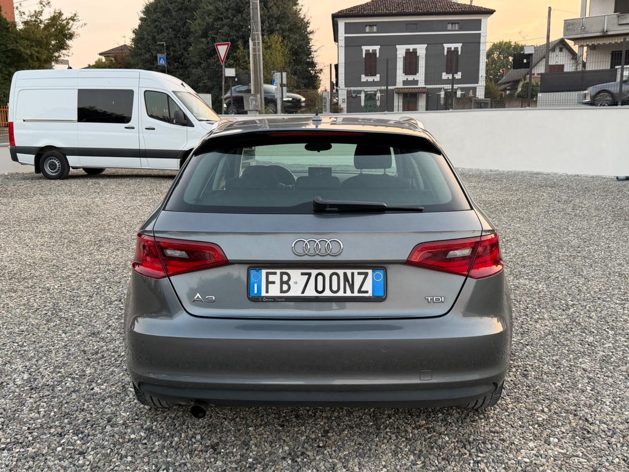 Audi A3 SPB 1.6 TDI clean diesel Attraction