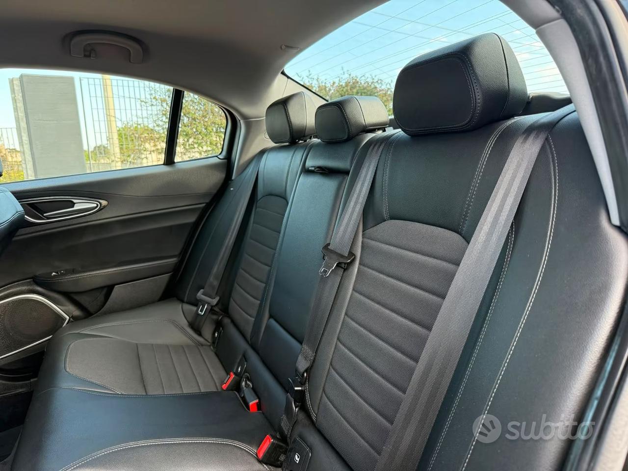 Alfa Romeo Giulia 2.2 t Executive 160cv auto