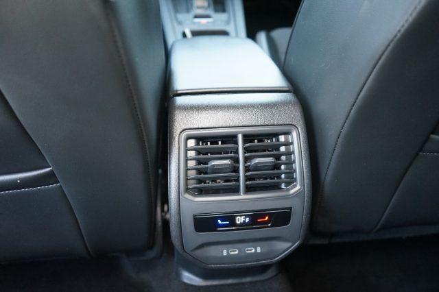 CUPRA Leon 1.5 Hybrid 150 CV DSG