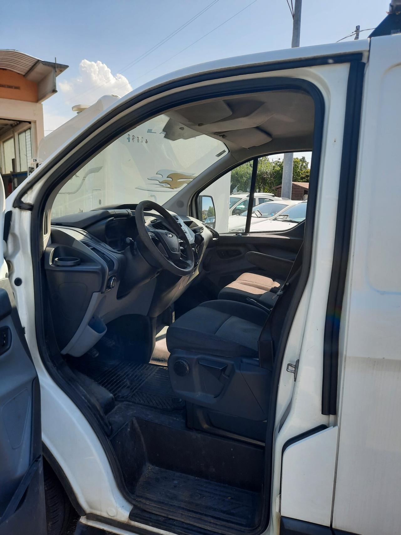 Ford Transit Custom 250 2.2 TDCi PR.IVATO